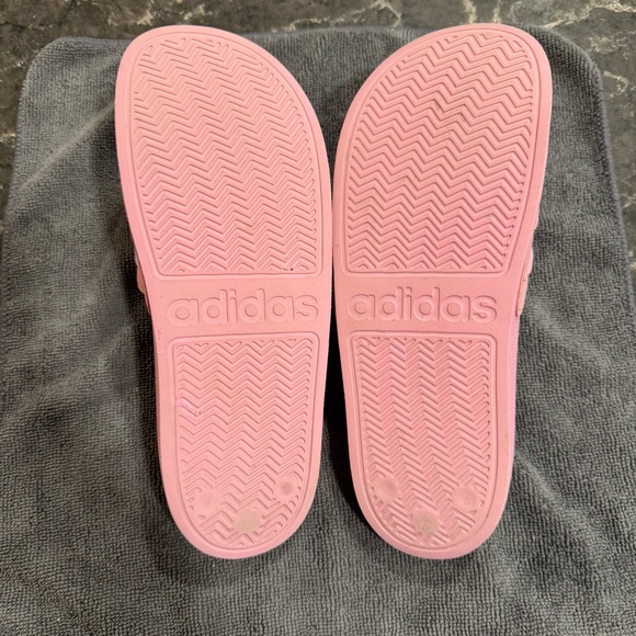 Women’s Pink Adidas Slides (Size 5) - Picture 7 of 8